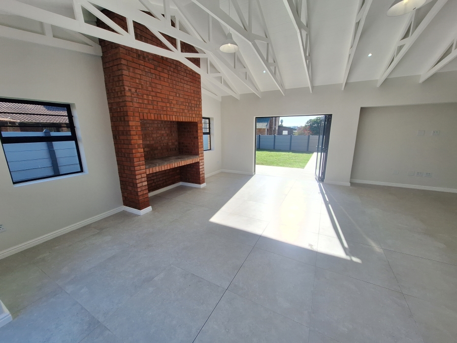 4 Bedroom Property for Sale in Noorsekloof Eastern Cape
